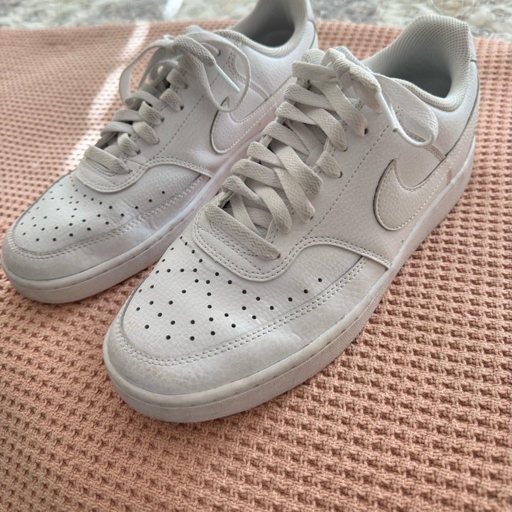 Nike White Casual Sneakers
